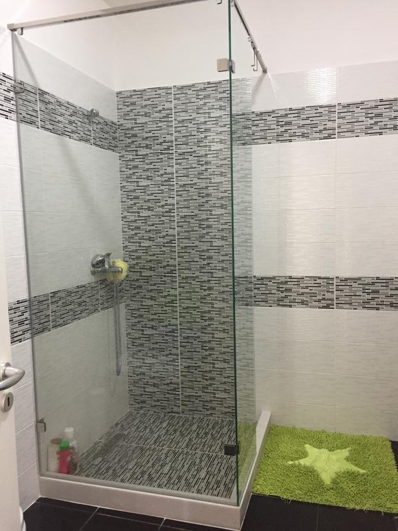 Aneta'S Beach House Vlore Room photo