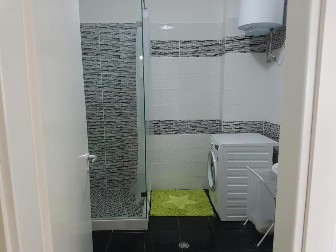 Aneta'S Beach House Vlore Exterior photo