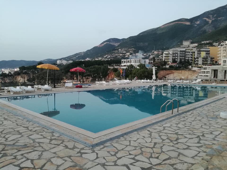 Aneta'S Beach House Vlore Exterior photo