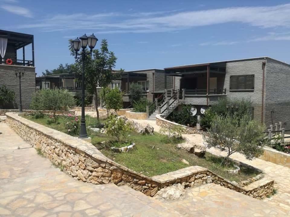 Aneta'S Beach House Vlore Exterior photo